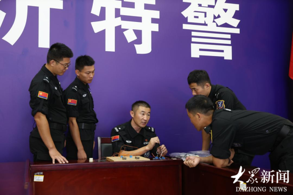 同花顺配资 守护沂蒙百姓的“百变金罡”：从警12年拯救23条生命